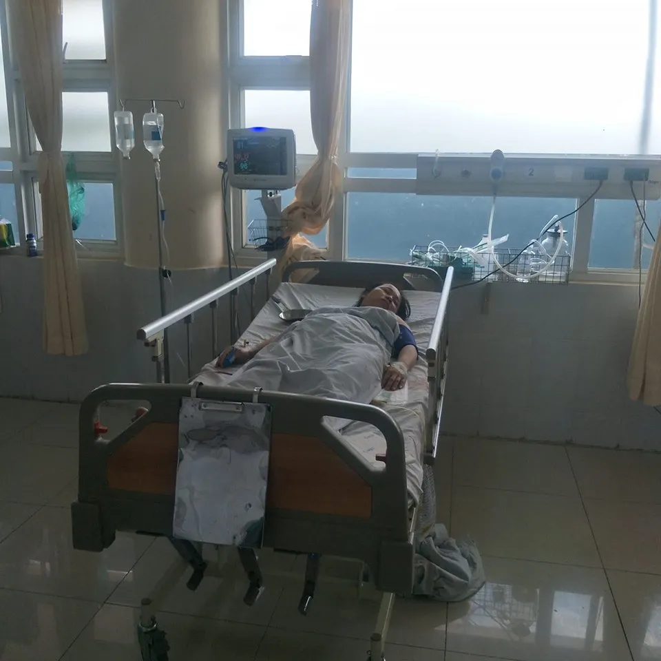 Chạy nước rút cứu sản phụ vỡ tử cung máu ngập ổ bụng - Ảnh 1. Chạy nước rút cứu sản phụ vỡ tử cung máu ngập ổ bụng - Ảnh 1.