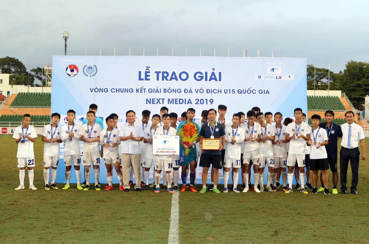 U15 SLNA giành vé vào chung kết giải U15 Quốc gia 2019 - Ảnh 2. U15 SLNA giành vé vào chung kết giải U15 Quốc gia 2019 - Ảnh 2.
