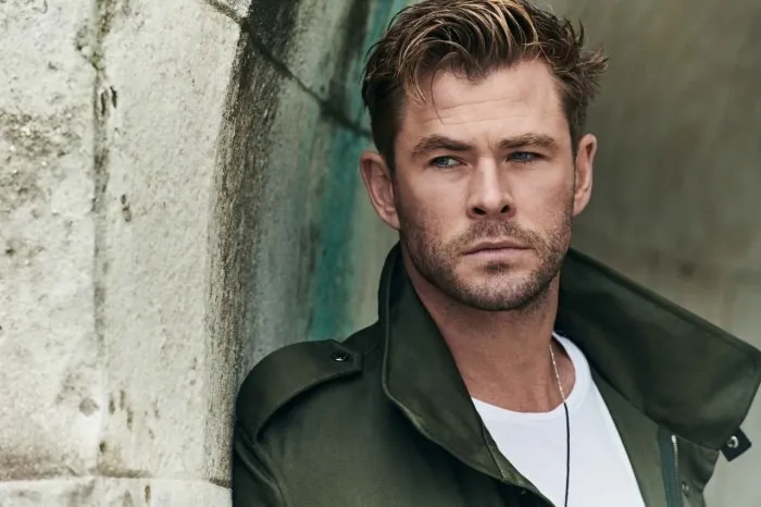 Ngây ngất với bộ ảnh mới của Thầm sấm Chris Hemsworth - Ảnh 9.