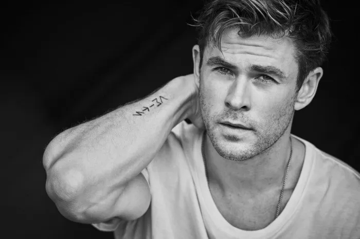 Ngây ngất với bộ ảnh mới của Thầm sấm Chris Hemsworth - Ảnh 17.