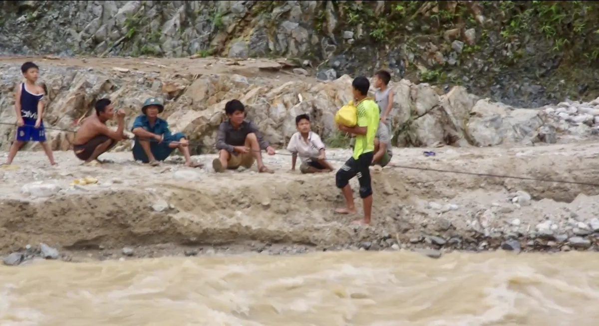 Lai Châu tập trung khắc phục mưa lũ và tìm kiếm người mất tích - Ảnh 3.