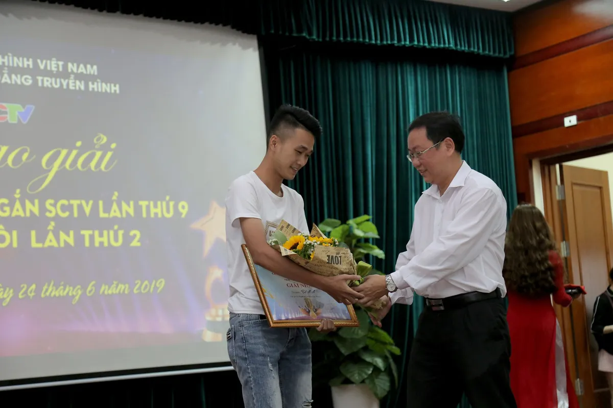Trao giải Liên hoan phim ngắn SCTV và MV của tôi cho sinh viên Cao đẳng Truyền hình - Ảnh 4.
