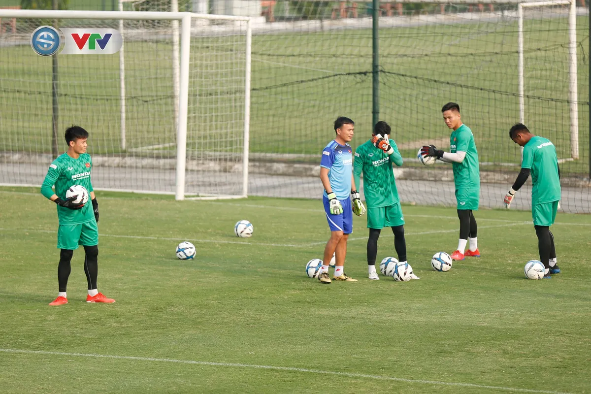 U23 Việt Nam có ngày đầu tiên tập luyện đầy đủ quân số - Ảnh 4. U23 Việt Nam có ngày đầu tiên tập luyện đầy đủ quân số - Ảnh 4.