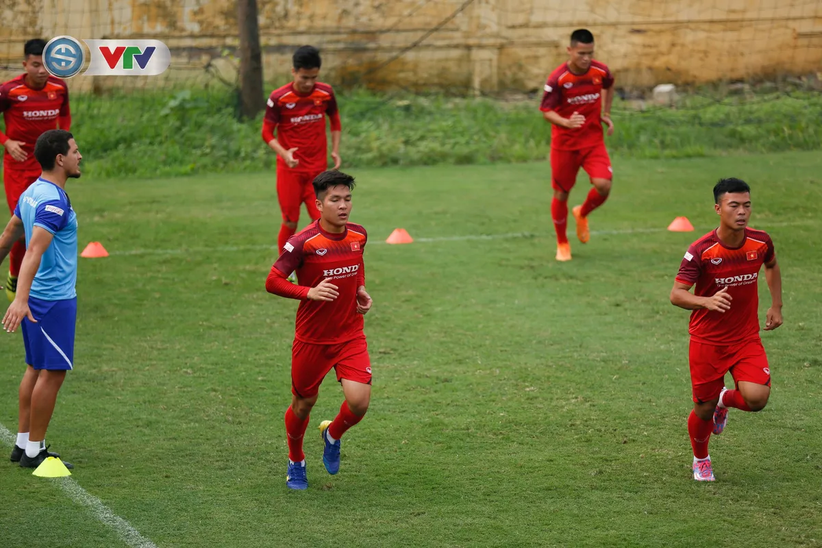 U23 Việt Nam có ngày đầu tiên tập luyện đầy đủ quân số - Ảnh 7. U23 Việt Nam có ngày đầu tiên tập luyện đầy đủ quân số - Ảnh 7.