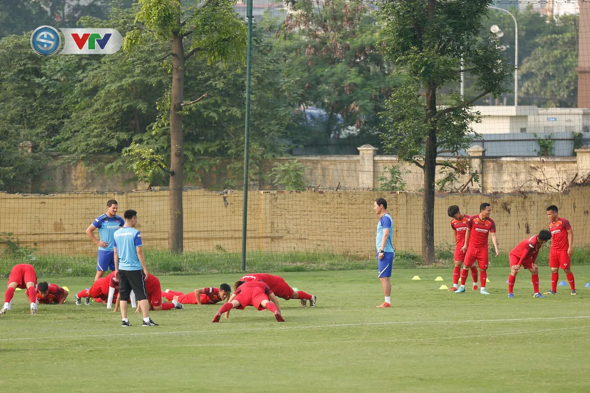 U23 Việt Nam có ngày đầu tiên tập luyện đầy đủ quân số - Ảnh 13. U23 Việt Nam có ngày đầu tiên tập luyện đầy đủ quân số - Ảnh 13.