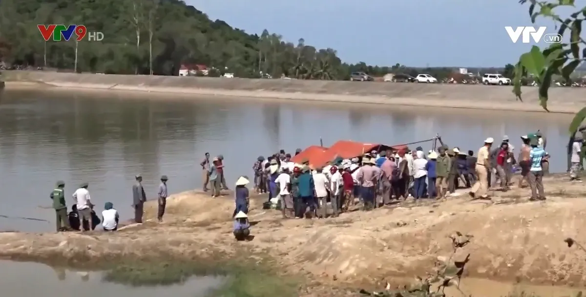 Cần trang bị kỹ năng phòng tránh đuối nước cho trẻ em - Ảnh 1. Cần trang bị kỹ năng phòng tránh đuối nước cho trẻ em - Ảnh 1.