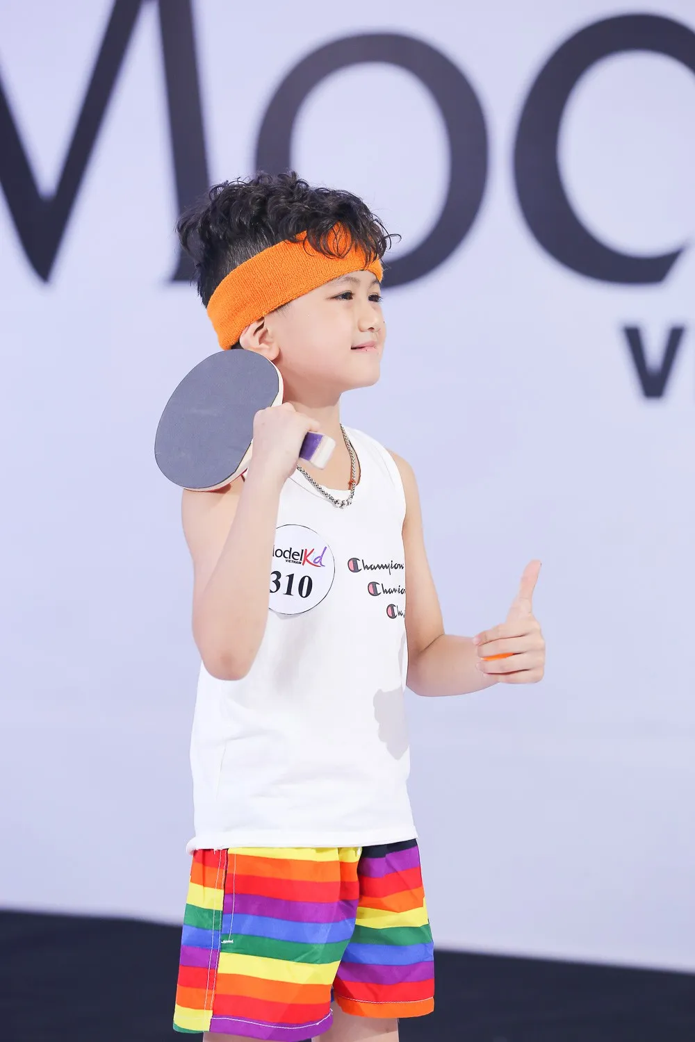Cuộc đổ bộ màu sắc của các siêu mẫu nhí tại Model Kid Việt Nam 2019 - Ảnh 1.