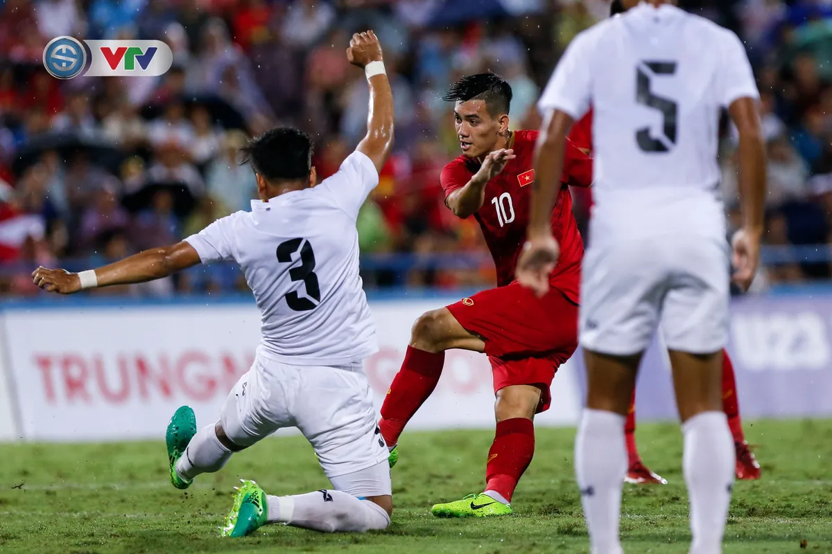 ẢNH: Thi đấu lấn lướt, U23 Việt Nam thắng dễ U23 Myanmar - Ảnh 13. ẢNH: Thi đấu lấn lướt, U23 Việt Nam thắng dễ U23 Myanmar - Ảnh 13.