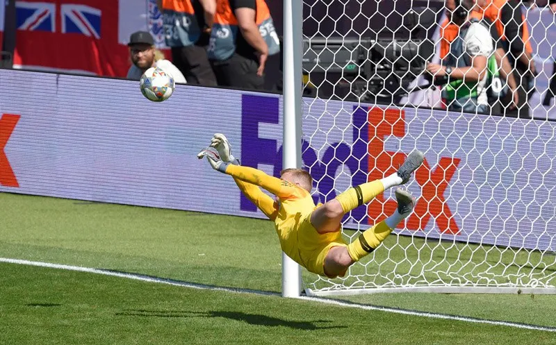 Pickford giúp ĐT Anh phá dớp luân lưu, giành hạng 3 UEFA Nations League - Ảnh 3. Pickford giúp ĐT Anh phá dớp luân lưu, giành hạng 3 UEFA Nations League - Ảnh 3.