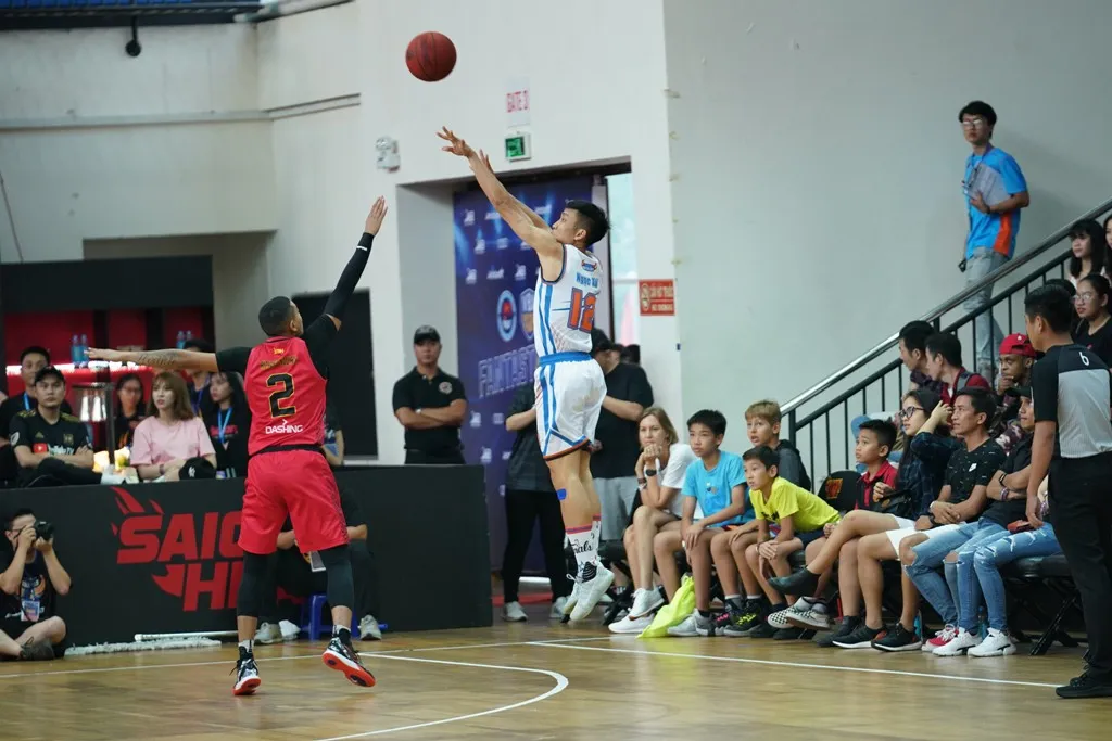 VBA 2019: Saigon Heat giành chiến thắng để vươn lên dẫn đầu - Ảnh 2. VBA 2019: Saigon Heat giành chiến thắng để vươn lên dẫn đầu - Ảnh 2.