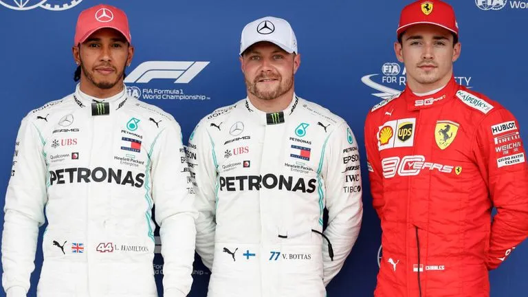 Valtteri Bottas giành vị trí xuất phát đầu tiên tại GP Anh - Ảnh 1. Valtteri Bottas giành vị trí xuất phát đầu tiên tại GP Anh - Ảnh 1.