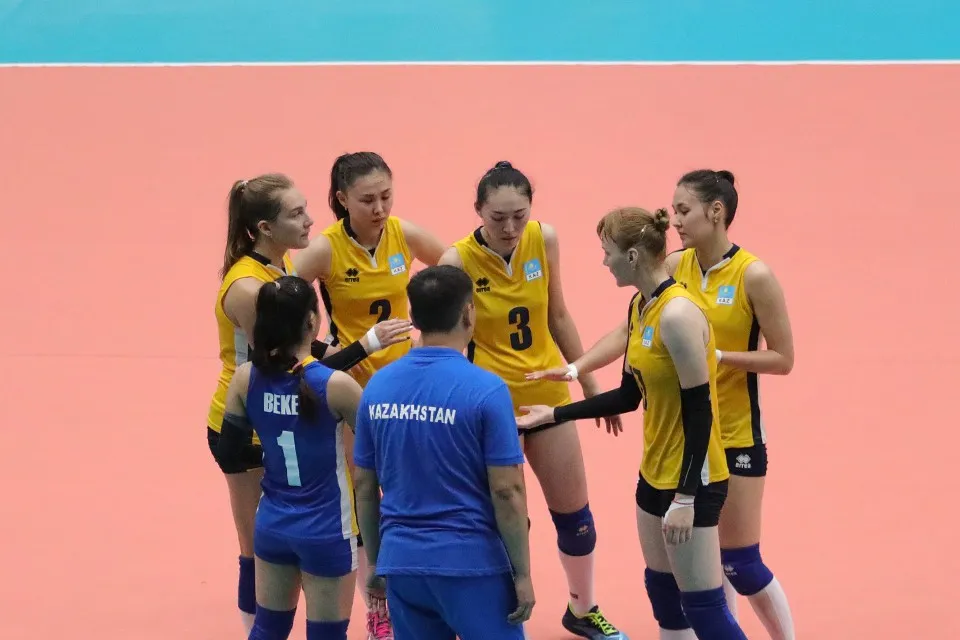 Giải bóng chuyền nữ U23 châu Á, U23 Việt Nam – U23 Kazakhstan: Thẳng tiến vào bán kết (20h, 19/7) - Ảnh 1. Giải bóng chuyền nữ U23 châu Á, U23 Việt Nam – U23 Kazakhstan: Thẳng tiến vào bán kết (20h, 19/7) - Ảnh 1.