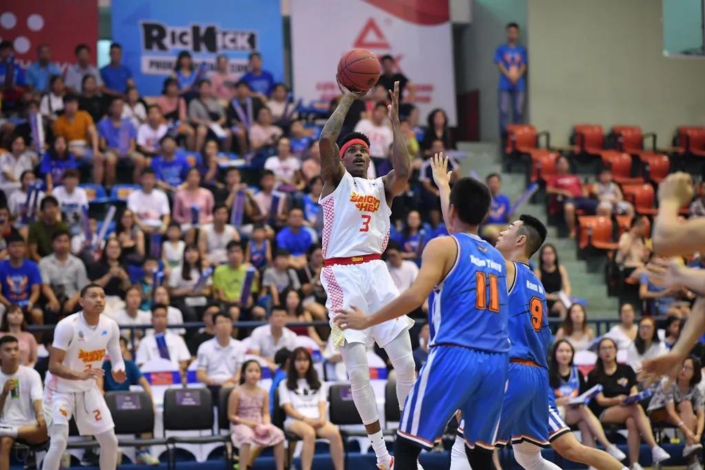 VBA 2019: Saigon Heat củng cố ngôi đầu - Ảnh 1. VBA 2019: Saigon Heat củng cố ngôi đầu - Ảnh 1.