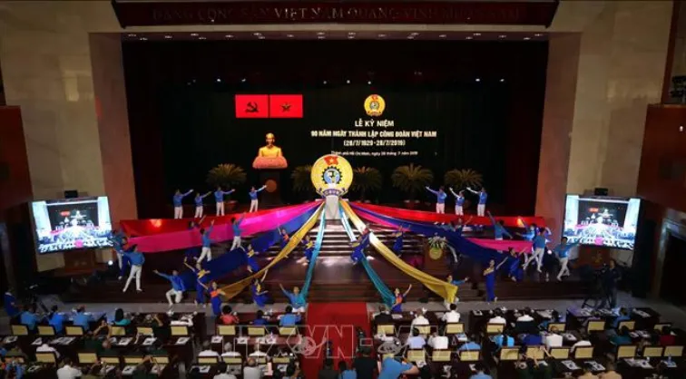Kỷ niệm 90 năm Công đoàn Việt Nam tại TP.HCM - Ảnh 3. Kỷ niệm 90 năm Công đoàn Việt Nam tại TP.HCM - Ảnh 3.