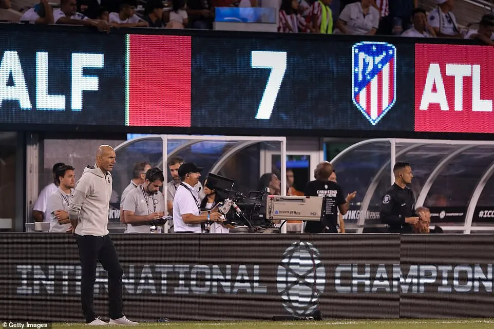 Diego Costa tỏa sáng, Ateltico vùi dập Real tại ICC 2019 - Ảnh 4. Diego Costa tỏa sáng, Ateltico vùi dập Real tại ICC 2019 - Ảnh 4.