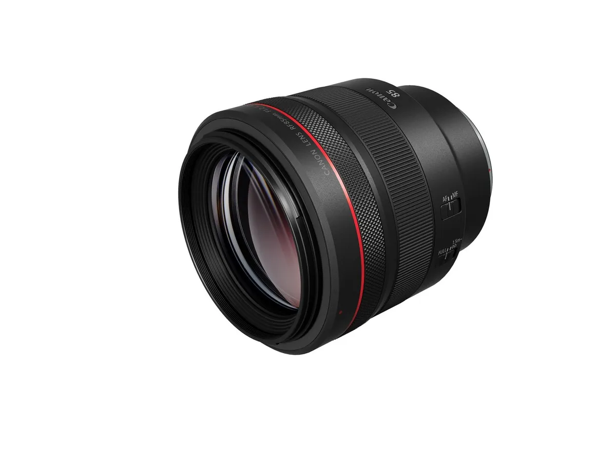 Canon ra mắt ống kính một tiêu cự RF85mm f/1.2L USM - Ảnh 1.