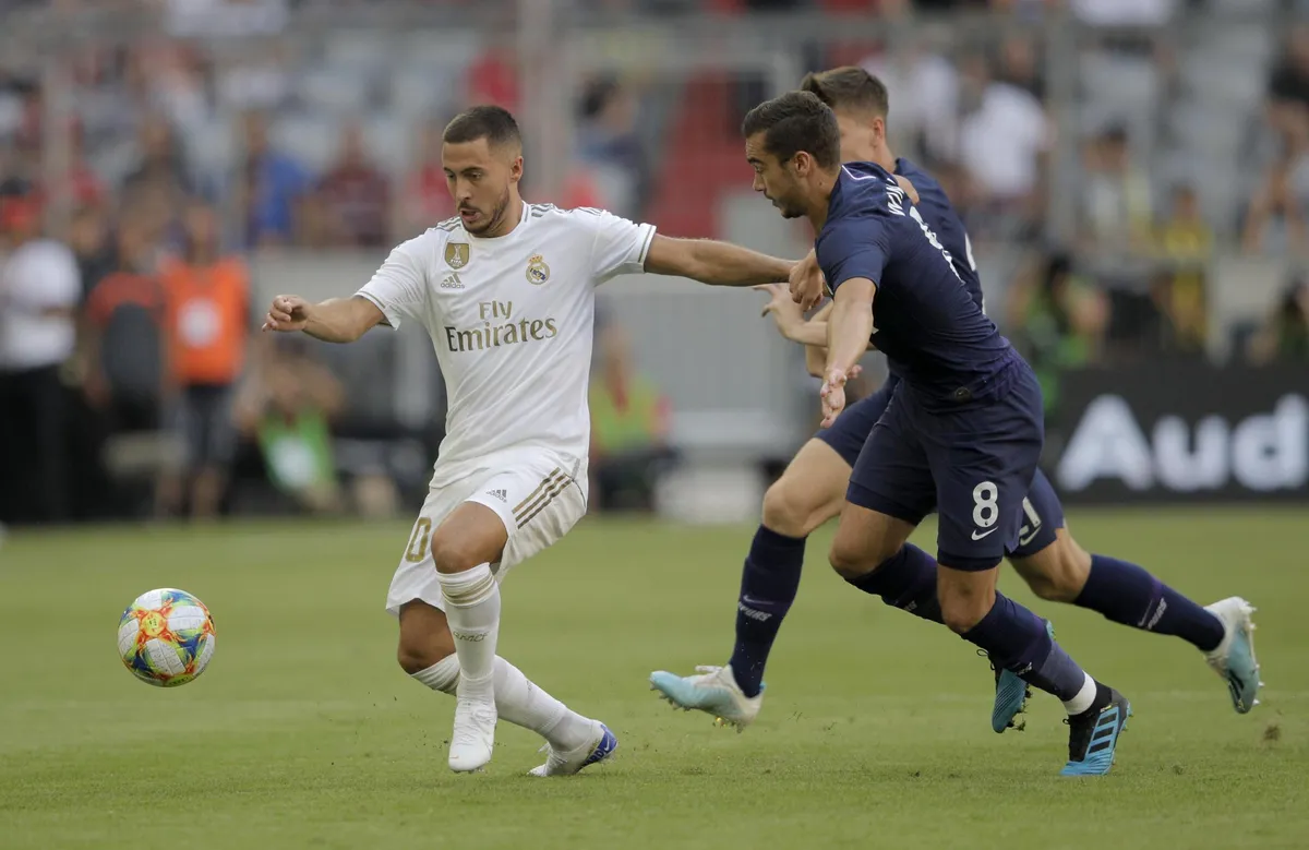 Dải ngân hà Real Madrid tiếp tục thua bạc nhược - Ảnh 1. Dải ngân hà Real Madrid tiếp tục thua bạc nhược - Ảnh 1.