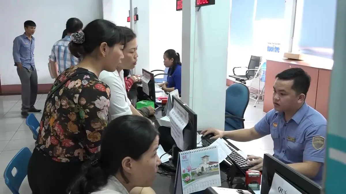 Đường sắt phát hành thẻ khách hàng với nhiều ưu đãi khi đi tàu - Ảnh 1. Đường sắt phát hành thẻ khách hàng với nhiều ưu đãi khi đi tàu - Ảnh 1.