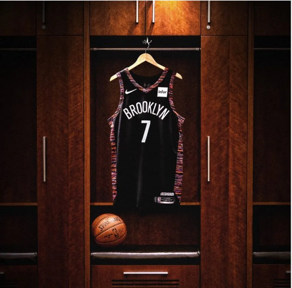 LeBron James và Kevin Durant sẽ đổi số áo thi đấu cho mùa giải NBA năm tới - Ảnh 3. LeBron James và Kevin Durant sẽ đổi số áo thi đấu cho mùa giải NBA năm tới - Ảnh 3.