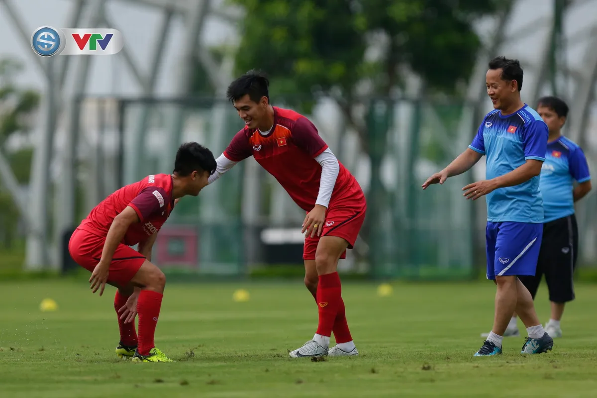 U23 Việt Nam đầy đủ quân số, HLV Park Hang Seo tìm kiếm nhân tố mới - Ảnh 1. U23 Việt Nam đầy đủ quân số, HLV Park Hang Seo tìm kiếm nhân tố mới - Ảnh 1.