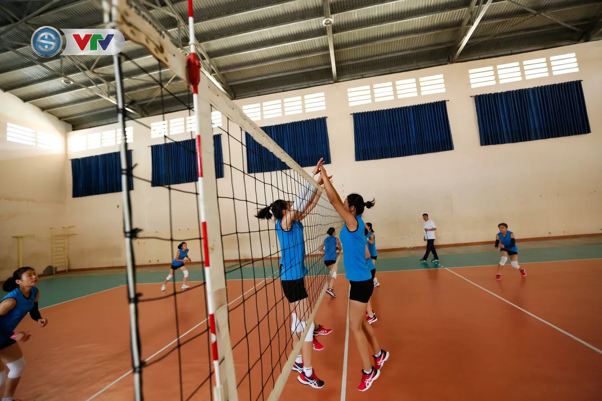 VTV Cup 2019: ĐT CHDCND Triều Tiên có buổi tập đầu tiên - Ảnh 6. VTV Cup 2019: ĐT CHDCND Triều Tiên có buổi tập đầu tiên - Ảnh 6.
