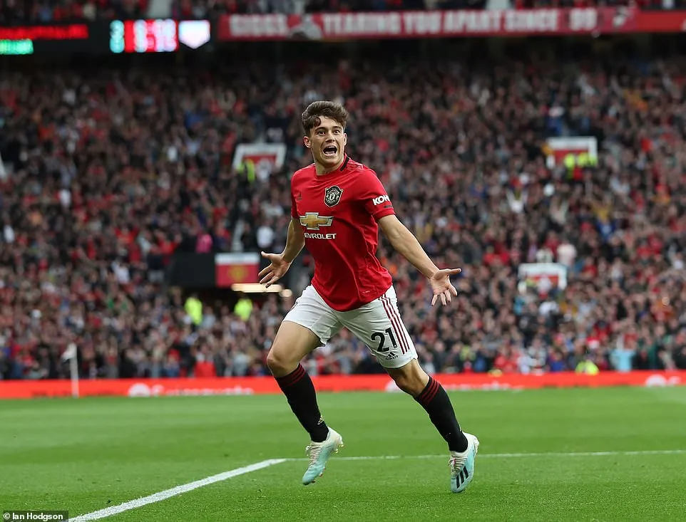 Manchester United giành chiến thắng cách biệt trước Chelsea - Ảnh 3.