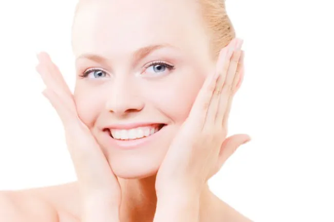 7 c&ocirc;ng dụng tuyệt vời để chăm s&oacute;c da từ quả lựu - Ảnh 5.