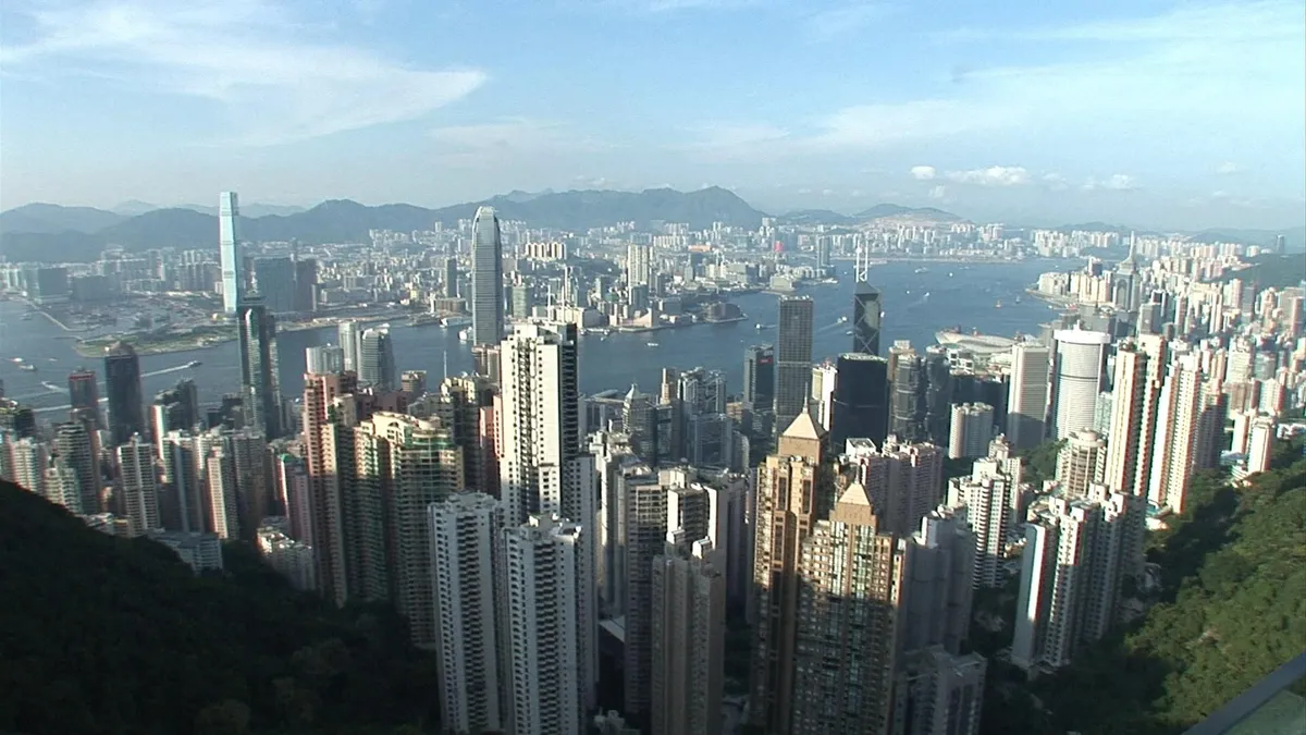 Khuyến cáo hạn chế đưa khách du lịch đến Hong Kong (Trung Quốc) - Ảnh 1. Khuyến cáo hạn chế đưa khách du lịch đến Hong Kong (Trung Quốc) - Ảnh 1.