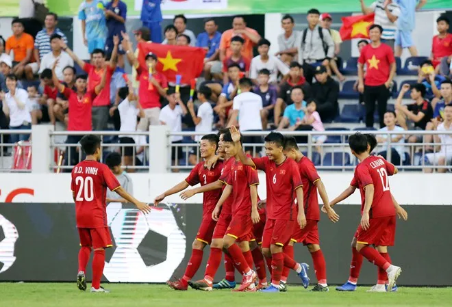 U15 Việt Nam 2-0 U15 Nga: Văn Quỳ lập cú đúp! (Giải U15 Quốc tế 2019) - Ảnh 1. U15 Việt Nam 2-0 U15 Nga: Văn Quỳ lập cú đúp! (Giải U15 Quốc tế 2019) - Ảnh 1.