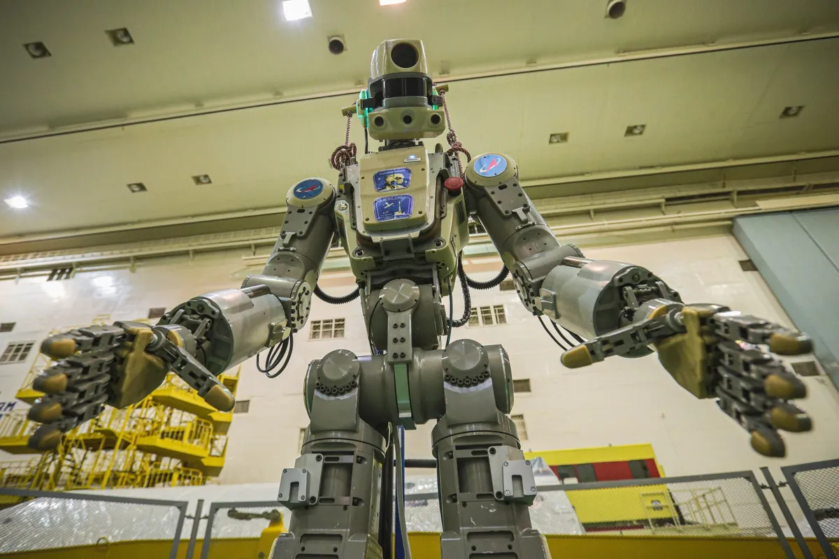 Robot Nga lần đầu đặt chân lên ISS - Ảnh 2. Robot Nga lần đầu đặt chân lên ISS - Ảnh 2.
