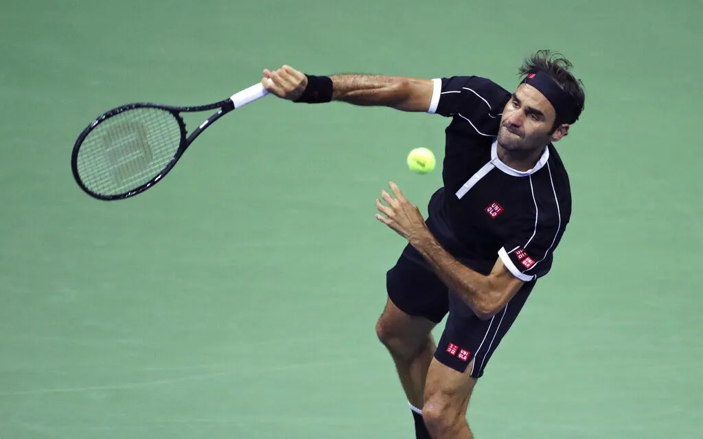 Mỹ mở rộng 2019: Thua set đầu, Federer vượt khó giành vé vào vòng 2 - Ảnh 1. Mỹ mở rộng 2019: Thua set đầu, Federer vượt khó giành vé vào vòng 2 - Ảnh 1.