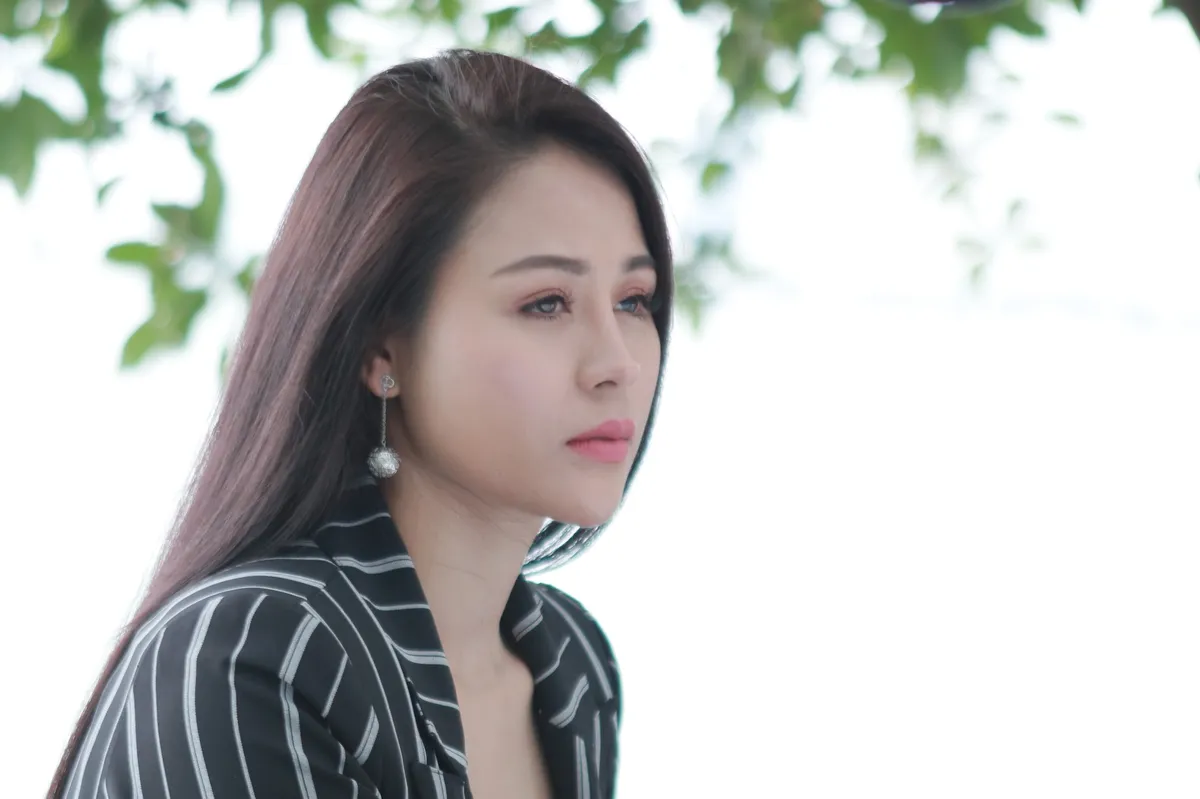 Thu Trang kể về vai diễn mới, &eacute;o le kh&ocirc;ng k&eacute;m C&uacute;c của Những c&ocirc; g&aacute;i trong th&agrave;nh phố - Ảnh 4.