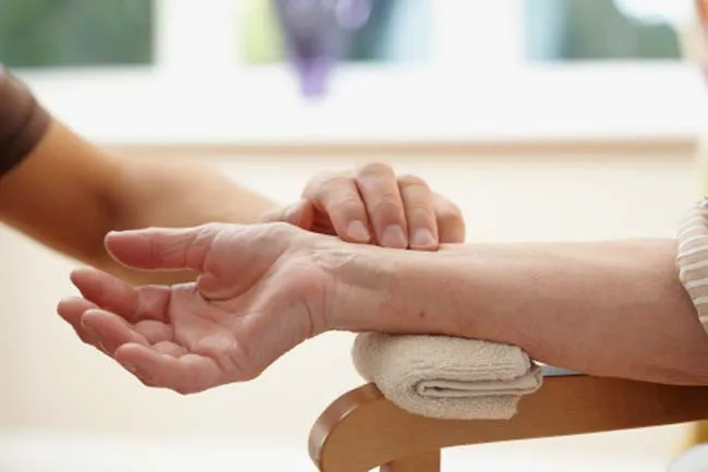 Mách bạn một số bài kiểm tra sức khỏe đơn giản tại nhà - Ảnh 4.