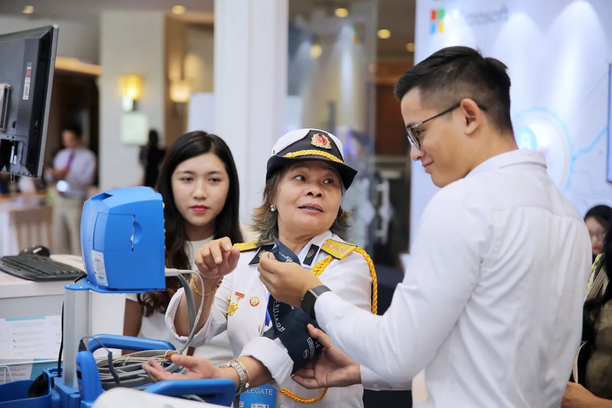 Nhiều giải pháp chuyển đổi số được giới thiệu tại Vietnam ICT Summit 2019 - Ảnh 4.