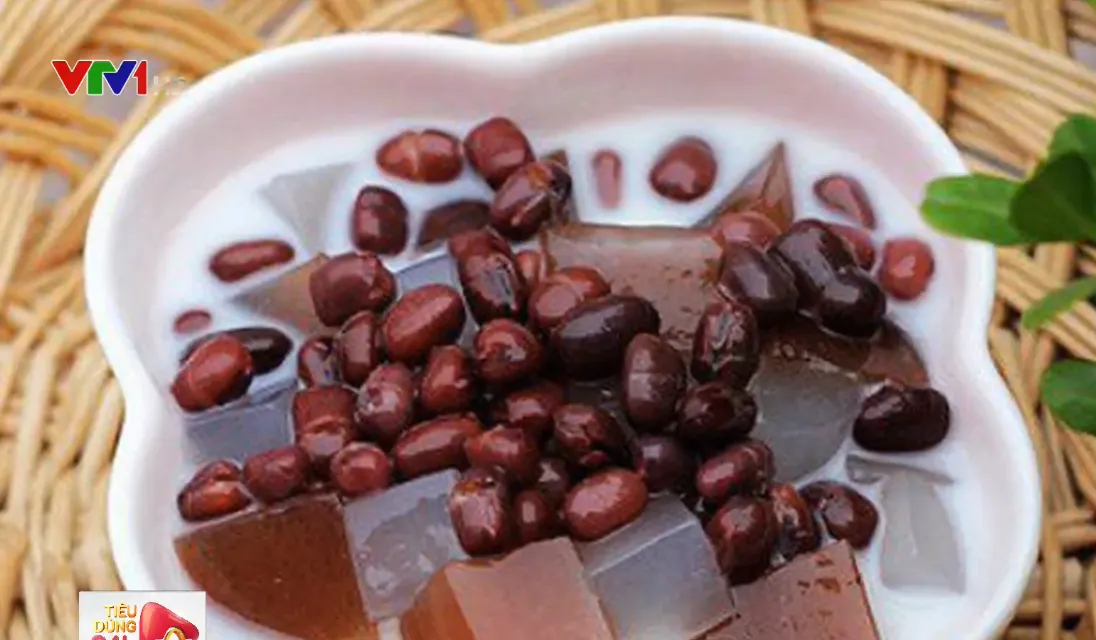 Chè đậu đỏ “cháy hàng” ngày Thất Tịch - Ảnh 1. Chè đậu đỏ “cháy hàng” ngày Thất Tịch - Ảnh 1.
