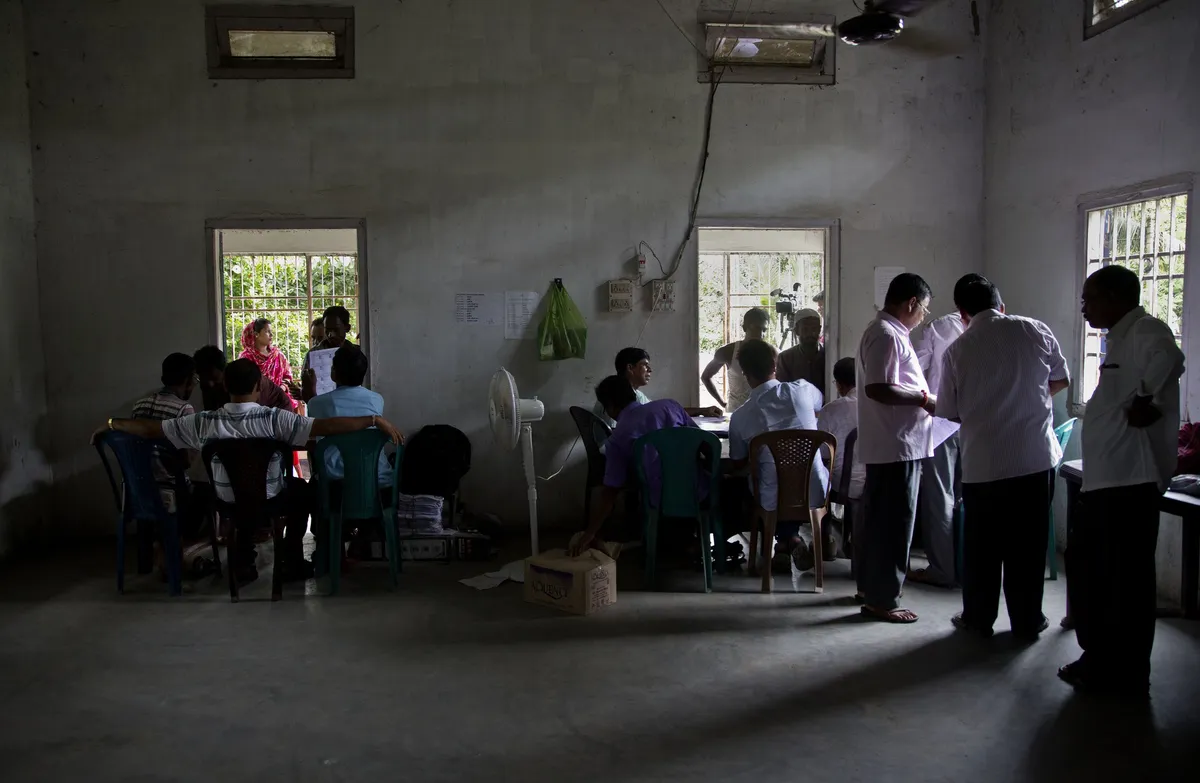 Gần 2 triệu người Ấn Độ tại bang Assam c&oacute; thể mất tư c&aacute;ch c&ocirc;ng d&acirc;n - Ảnh 7.