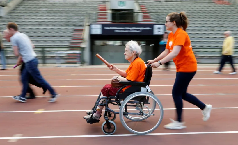 Tổ chức Olympics d&agrave;nh cho người cao tuổi - Ảnh 1.