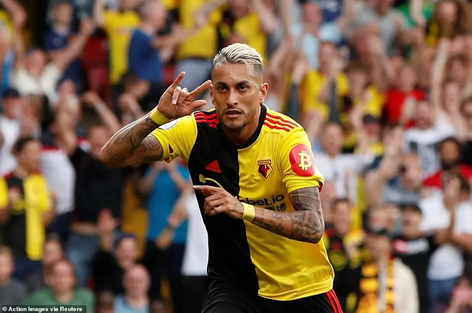 Arsenal giành 1 điểm nhọc nhằn trên sân của Watford - Ảnh 3. Arsenal giành 1 điểm nhọc nhằn trên sân của Watford - Ảnh 3.