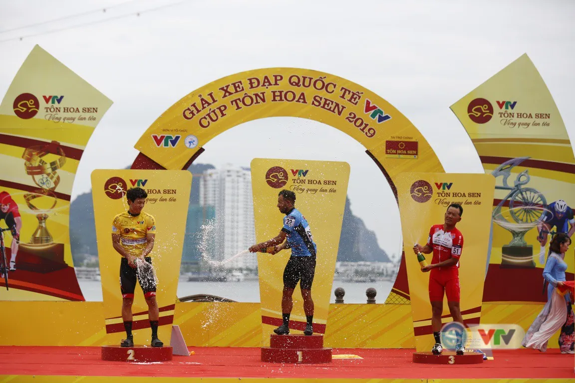 Chặng 2 giải xe đạp quốc tế VTV Cúp Tôn Hoa Sen 2019: Im Jaeyeon tiếp tục giữ áo vàng - Ảnh 4. Chặng 2 giải xe đạp quốc tế VTV Cúp Tôn Hoa Sen 2019: Im Jaeyeon tiếp tục giữ áo vàng - Ảnh 4.