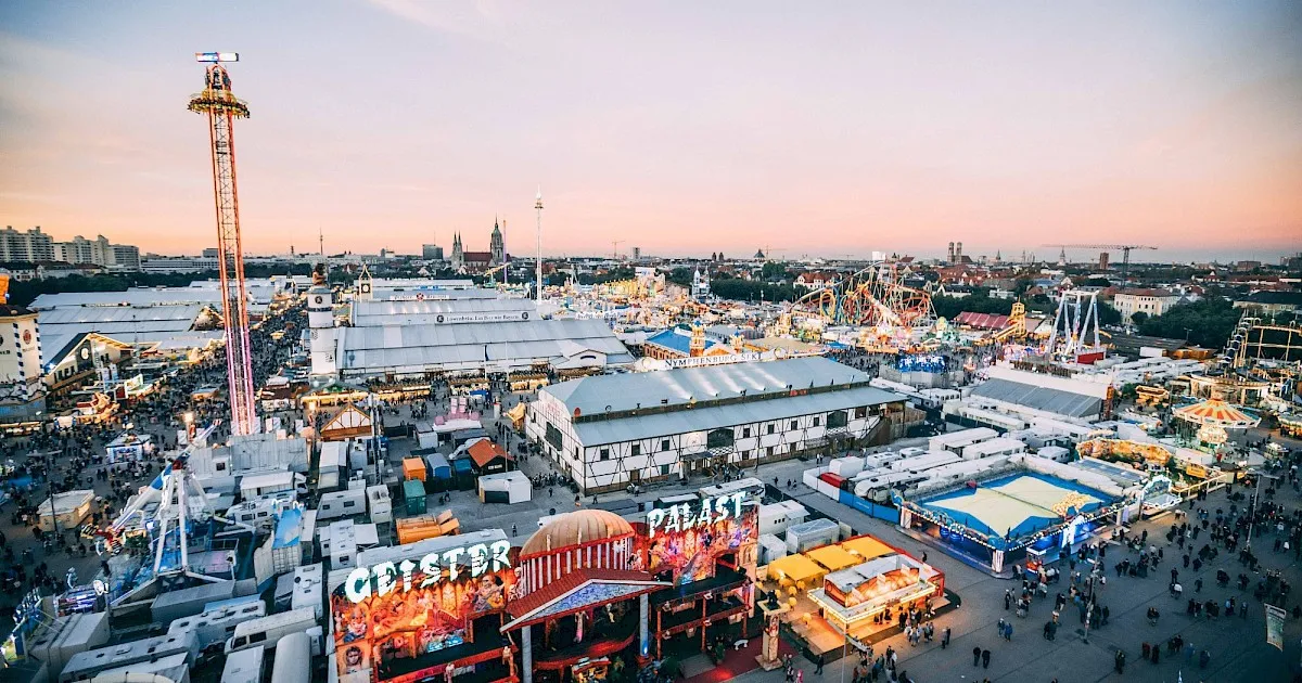 Lễ hội bia truyền thống Oktoberfest 2019 gắn với chủ đề bảo vệ môi trường, chống biến đổi khí hậu - Ảnh 2. Lễ hội bia truyền thống Oktoberfest 2019 gắn với chủ đề bảo vệ môi trường, chống biến đổi khí hậu - Ảnh 2.