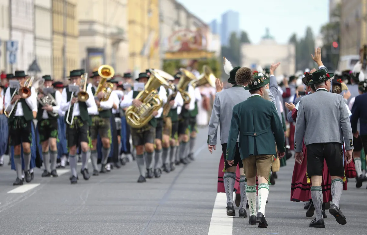 Tưng bừng lễ hội bia Oktoberfest 2019 - Ảnh 9.