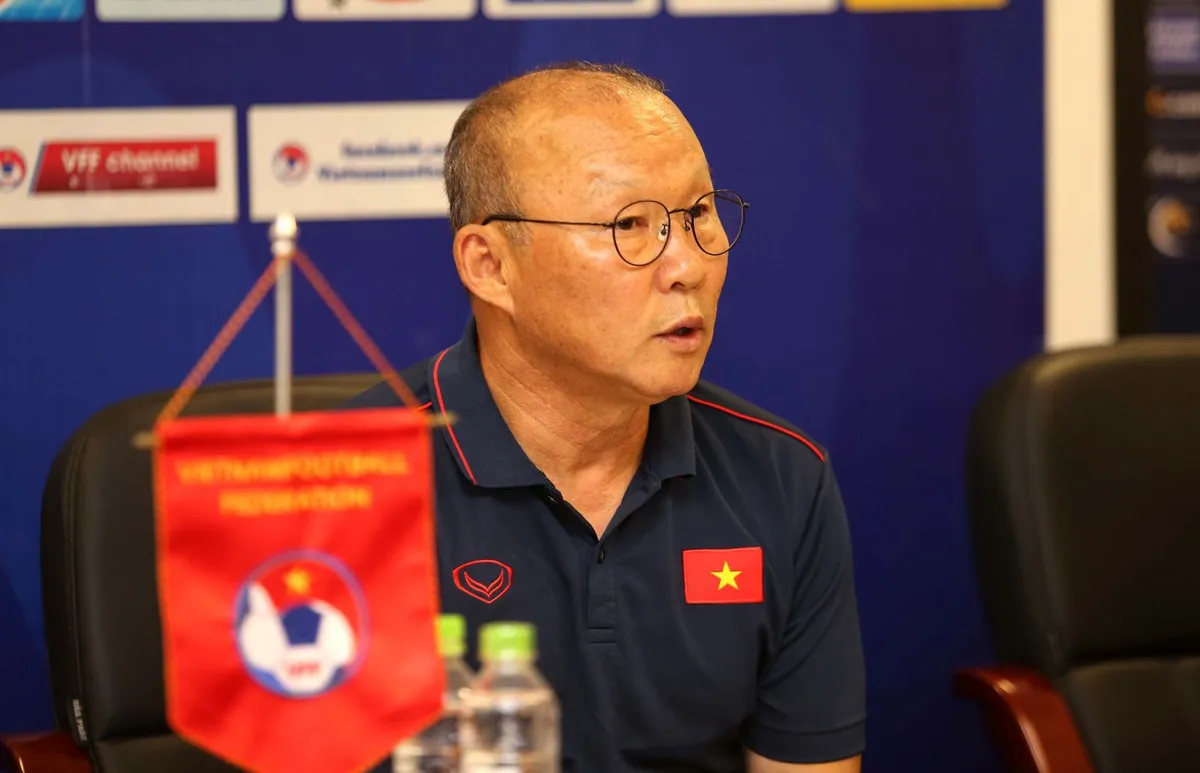 HLV Park Hang Seo: Hàng công ĐT Malaysia đã sắc bén hơn rất nhiều - Ảnh 1. HLV Park Hang Seo: Hàng công ĐT Malaysia đã sắc bén hơn rất nhiều - Ảnh 1.