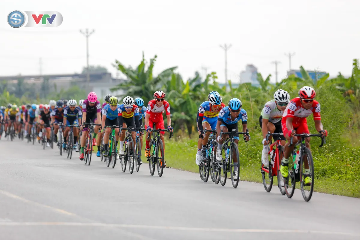 ẢNH: Những khoảnh khắc ấn tượng chặng 3 Giải xe đạp quốc tế VTV C&uacute;p T&ocirc;n Hoa Sen 2019 - Ảnh 3.