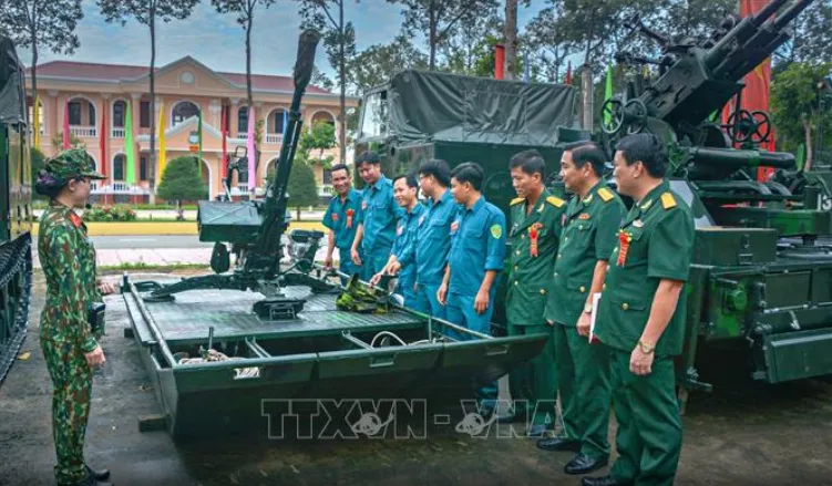 Đại hội thi đua quyết thắng lực lượng vũ trang Qu&acirc;n khu 9 - Ảnh 1.