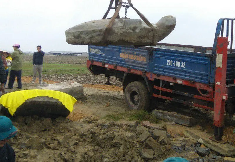 Tôn tạo ngôi mộ cổ hơn 500 năm tuổi - Ảnh 3. Tôn tạo ngôi mộ cổ hơn 500 năm tuổi - Ảnh 3.