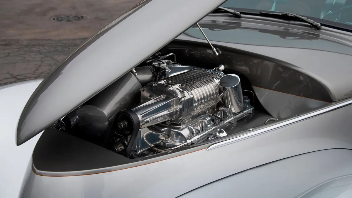 B&aacute;n tải &ldquo;độc, lạ&rdquo; đời 1941 khiến giới độ xe kh&ocirc;ng khỏi m&ecirc; mẩn - Ảnh 10.