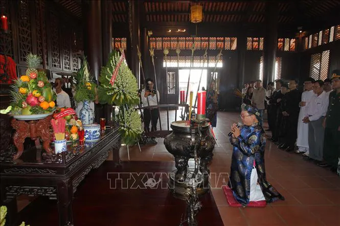 Lễ dâng cúng bánh tét Quốc tổ Hùng Vương Tết Canh Tý 2020 - Ảnh 3.