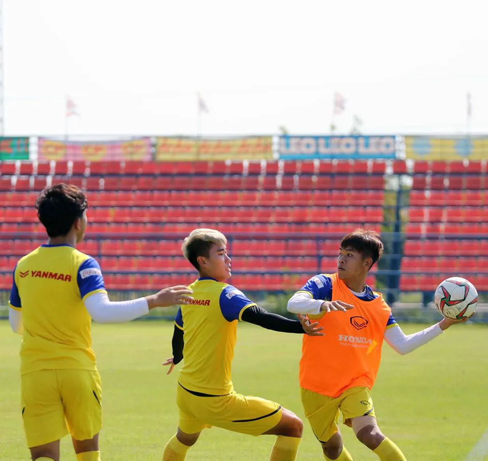 Đình Trọng, Thanh Thịnh và Trọng Hùng vắng mặt trong buổi tập của U23 Việt Nam - Ảnh 3.