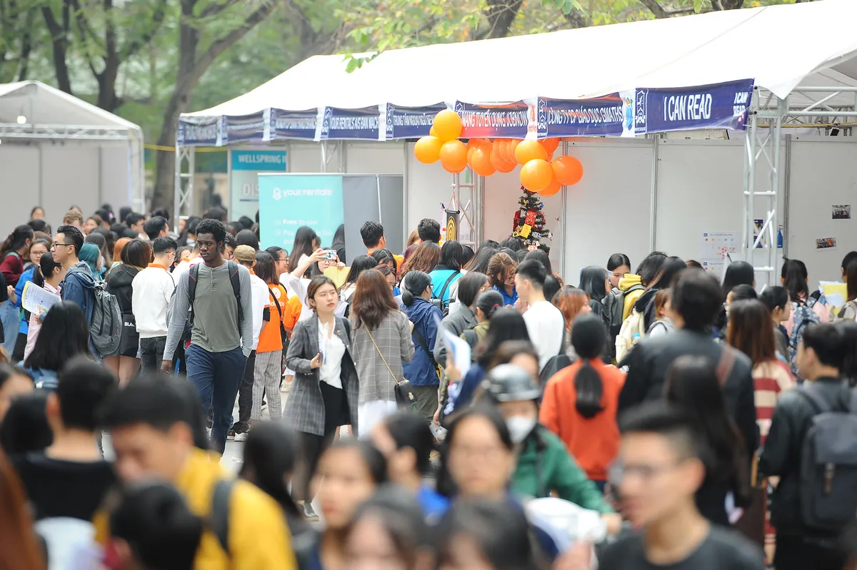 Sôi nổi và ý nghĩa Ngày hội việc làm – ULIS Job Fair 2020 - Ảnh 11.