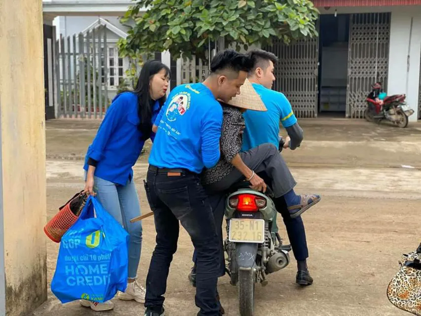 10.000 nồi cơm trao đi, ngàn nụ cười cùng vạn khoảnh khắc yêu thương nhận lại từ Cơm dẻo - Bếp ấm - Ảnh 6.